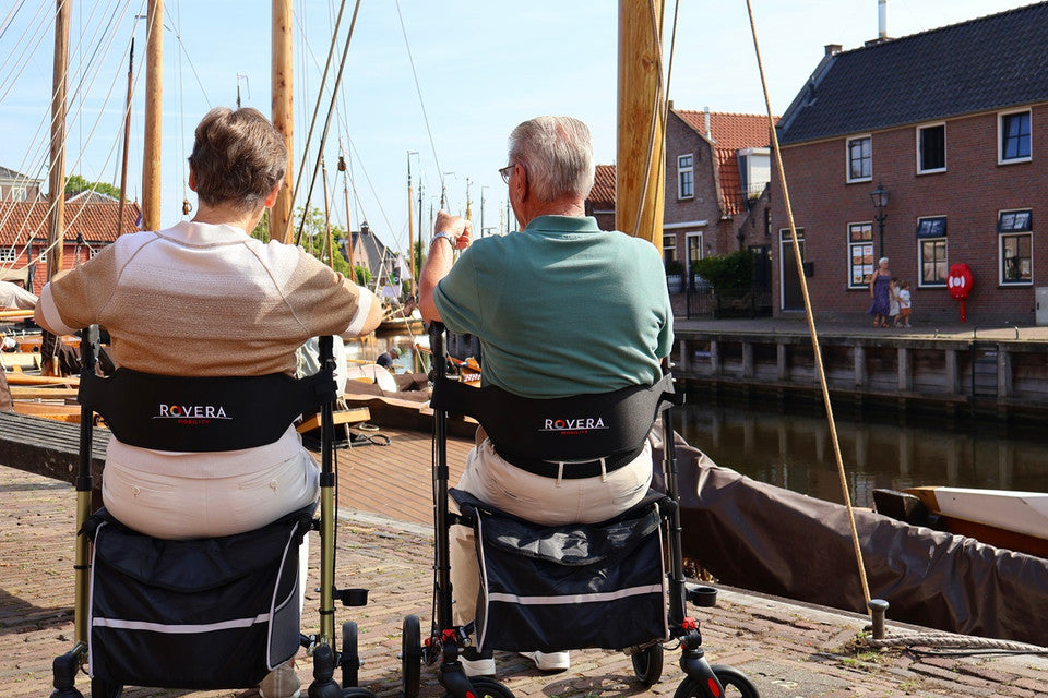Waarom een rollator gebruiken? De voordelen op een rij